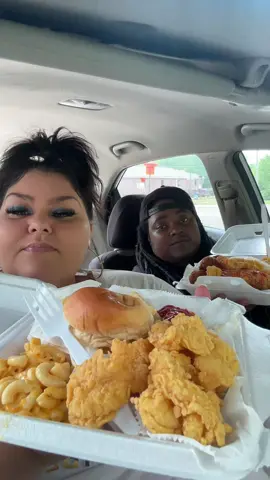 Whats up Everybody💜 #foryoupage #Mukbang #EatingShow #FriedFish #GottaHaveDatCrunch 