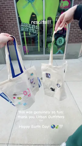 @Urban Outfitters this was so cool, happy earth day 🌎🍃🤍  #fyp #earthday #urbanoutfitters #urbanearthday #clothesswap #diytotebags #sustainable 