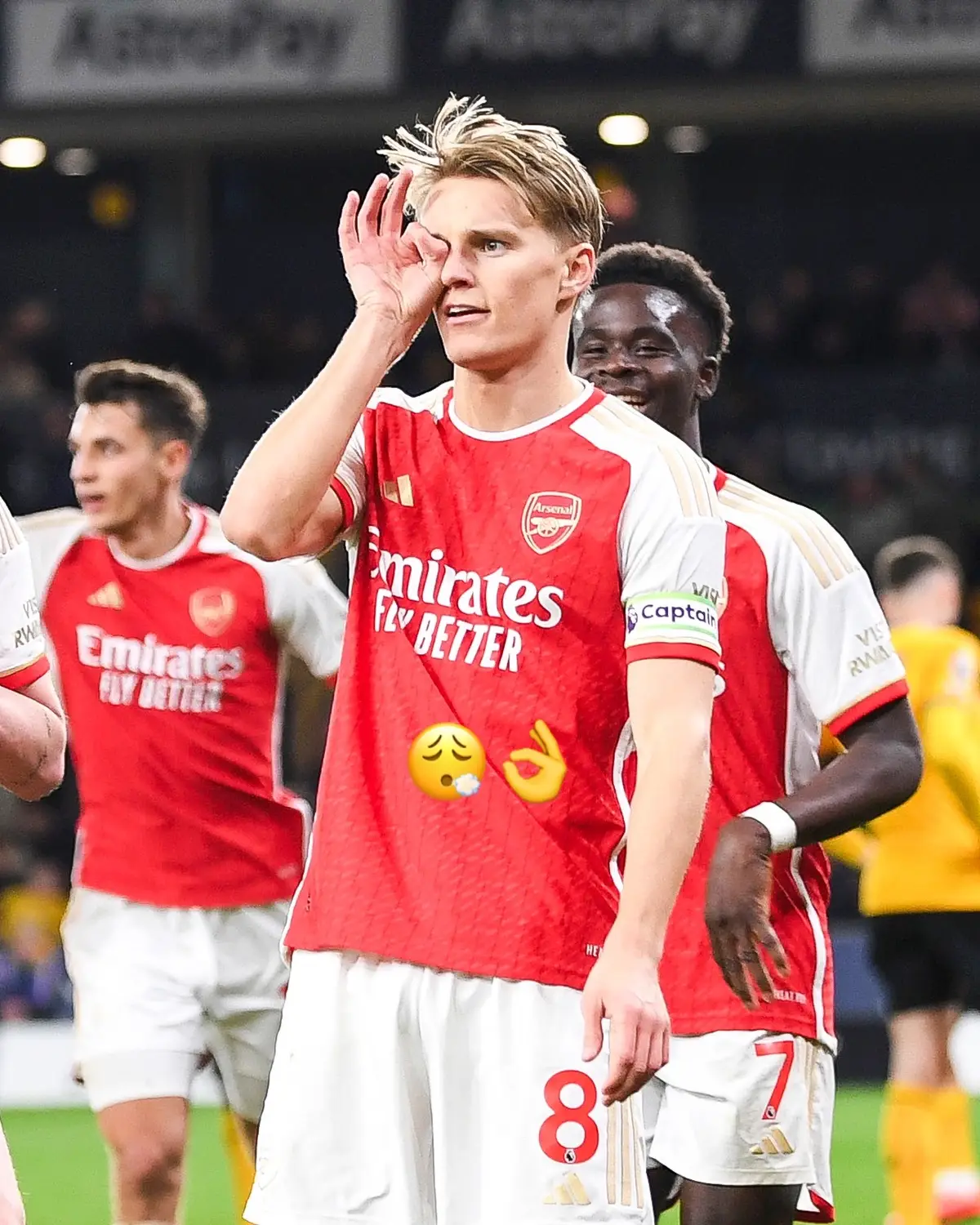 Martin Ødegaard scored from an impossible angle against Wolves 😮 #odegaard #arsenal #PremierLeague #martinodegaard #footballtiktok 