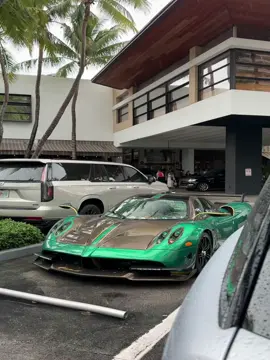 Clips @ultracarmedia  Song: MELODIA DO LOUCURA V2 - DJ FLG, DJ ALEX #pagani #huayra #imola #huayrabc #zondaf #zondarevolucion #huayrabc #xyzbcafypシ #supercars #hypercars #cars #supercar #foryou #fyp #foryoupage #xyzbca #Viral #carsoftiktok #hypercar #sportcar #fypシ゚viral #fypシ #fyppppppppppppppppppppppp #carsfyp #fypdongggggggg #fypage