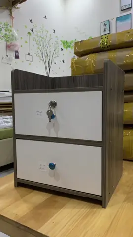 T ủ kệ đầu giường 2 ngăn kéo có khoá decor phòng ngủ đây ạ #tudaugiuong2ngan #tudaugiuong #tudaugiuongmini #tabdaugiuong #tudaugiuongcokhoa #CapCut  