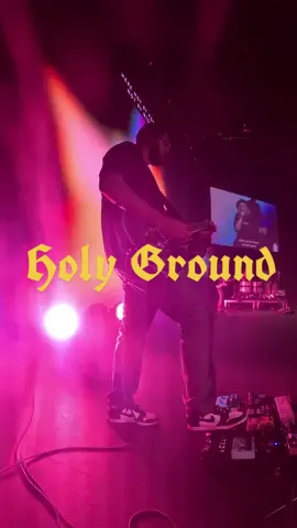 Holy Ground - @Passion Music  One of my Favorite Intros 👍🏻 #worship #worshiptone #sunday #live #foryourpage #guitartok #sundayworship #fyp #knowyoutone #worshipper #guitardaily #tonefordays #worshipguitarist #guitar #withoutwallschurch #geartalk #worshipmusician #holyground 