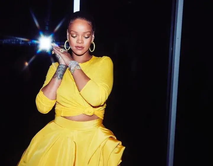 #robyn#rihanna#fenty#