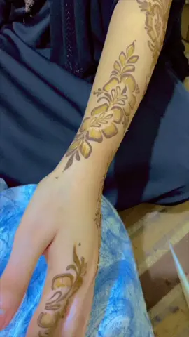 Khamiir 👸🖤..#myhenna #faryou  @Vathima👸🏻🖤 @mayzar18 