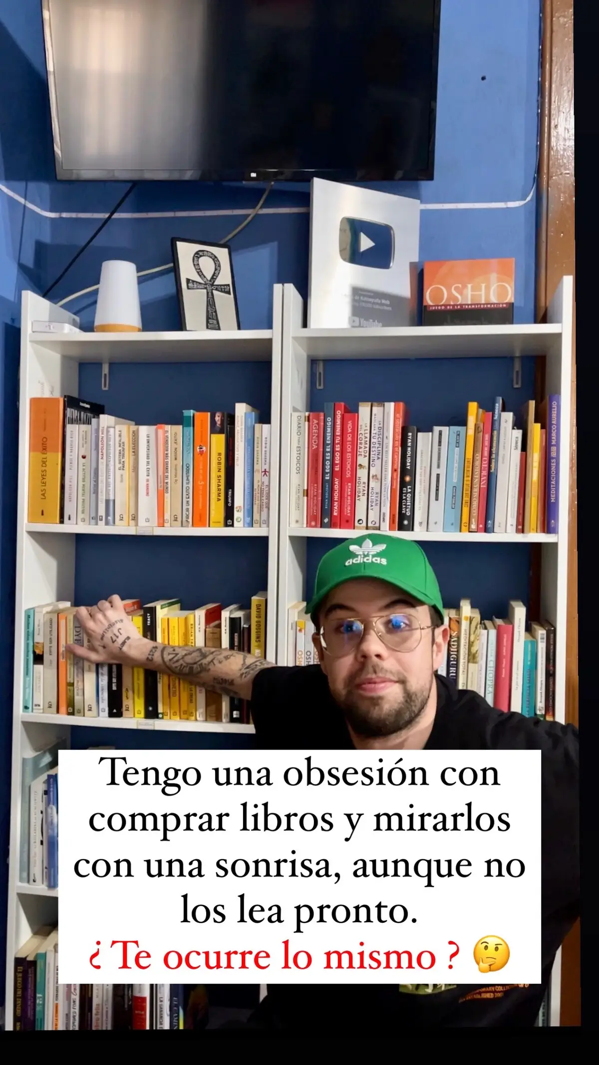 ESPERO NO SER EL ÚNICO AL QUE LE PASA 😂 #librosrecomendados #desarrollopersonal #librosymáslibros #librosdeautoayuda #coleccionarlibros 