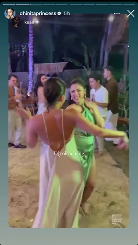 Queens are having fun! Nag viral ang video kung saan makikitang nagpa-party sina Kim Chiu at Anne Curtis sa kasal ni Angelica Panganiban! Love it! Congratulations Angelica 💖 #annecurtis #kimchiu #angelicapanganiban #wedding #tiktoktainmentph #fyp #foryou #djyokochang #yokochang