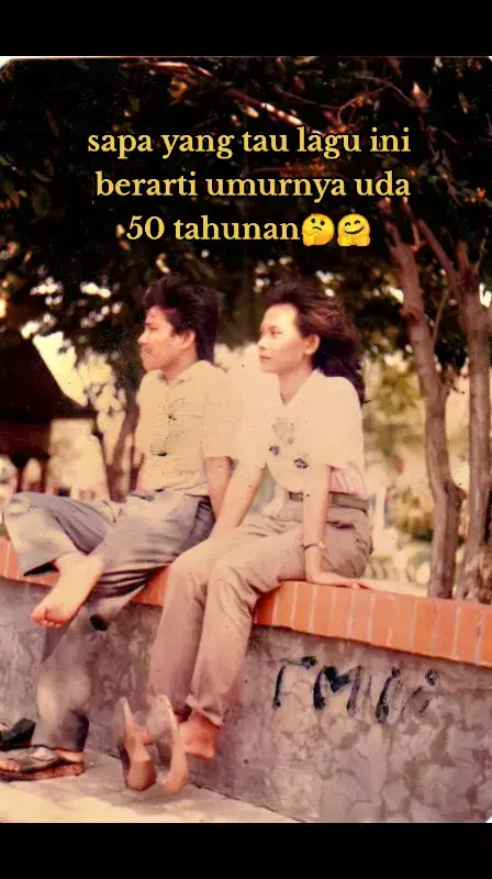 #tembangkenangan #memories #lagulawas #lagujadul #masalalu #fypdongggggggg #viraltiktok #nostalgia #lagugalau #lagulama #trending #fypシ゚viral #fypage 