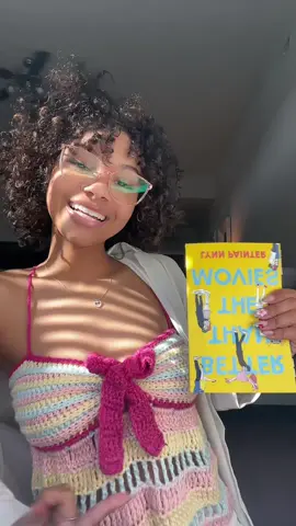 Crocheted a top to match my book! (Process is on my youtube channel) #fyp #crochet #BookTok #crochetersoftiktok #readersoftiktok #betterthanthemovies #crochettiktok #viral 