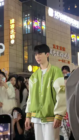 #Master2024byTikTok #TikTokAwardsVN2024 #douyin抖音 #douyin #xuhuongtiktok #traitrung #traiđẹptrungquốc #fyp #viral #amnhac #nhactrung #nhactrungquoc #odaycotraidep 