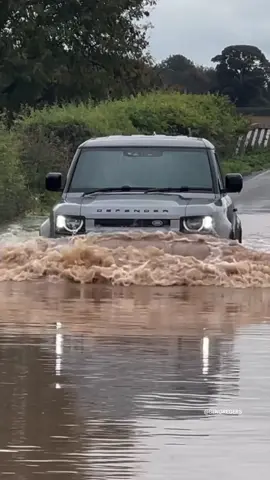 Yep That’s Done…😂🤦🏻‍♂️ #Fyp #Flooded #Oops #entertainment #BMW #Funny #Ford #Landrover #Defender #BENGREGERS #Waves #Splash #satisfyingvideos #funny #wow #unbelievable (Youtube: BENGREGERS)