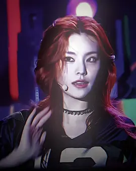 ainda bem q ela eh minha haha #yeji #hwangyeji #itzy #chaseatlantic #swim #foryou #tulipsninii  