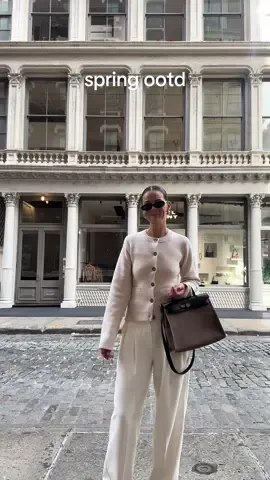 took out my new dream cardigan today on a soho stroll 🥹 #OOTD #springfashion #springoutfits #springoutfitideas #newyorkoutfits #jennikayne #jennikaynepartner @Jenni Kayne 