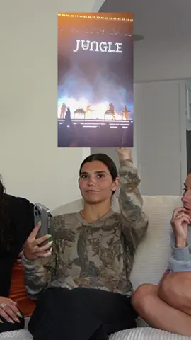 Taylor & Travis sighting 👀  full episode in bio !!!