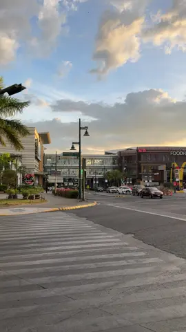 Iloilo City lng to 😍✨ next travel destination mo dapat dito na! 🫰🏻  #iloilocity #iloilo #iloilotravel #cityoflove #iloveiloilo #ilongga 