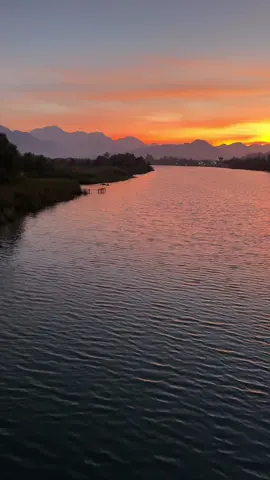 Puncak Tertinggi Dari Ketenangan Adalah Saat Kamu Diterpa Suatu Keburukan, Tetapi Kamu Tetap Mengatakan Bahwa Ini Adalah Yang Terbaik. 📍Janguet, Lamno, Aceh Jaya  By @mhd_jonii #WisataAceh #MakeItHappiness 