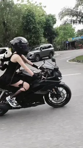 Pokemon này là pokemon gì nhỉ 😙😙😙 #xuhuongtiktok #xuhuong #girlbiker #Kim