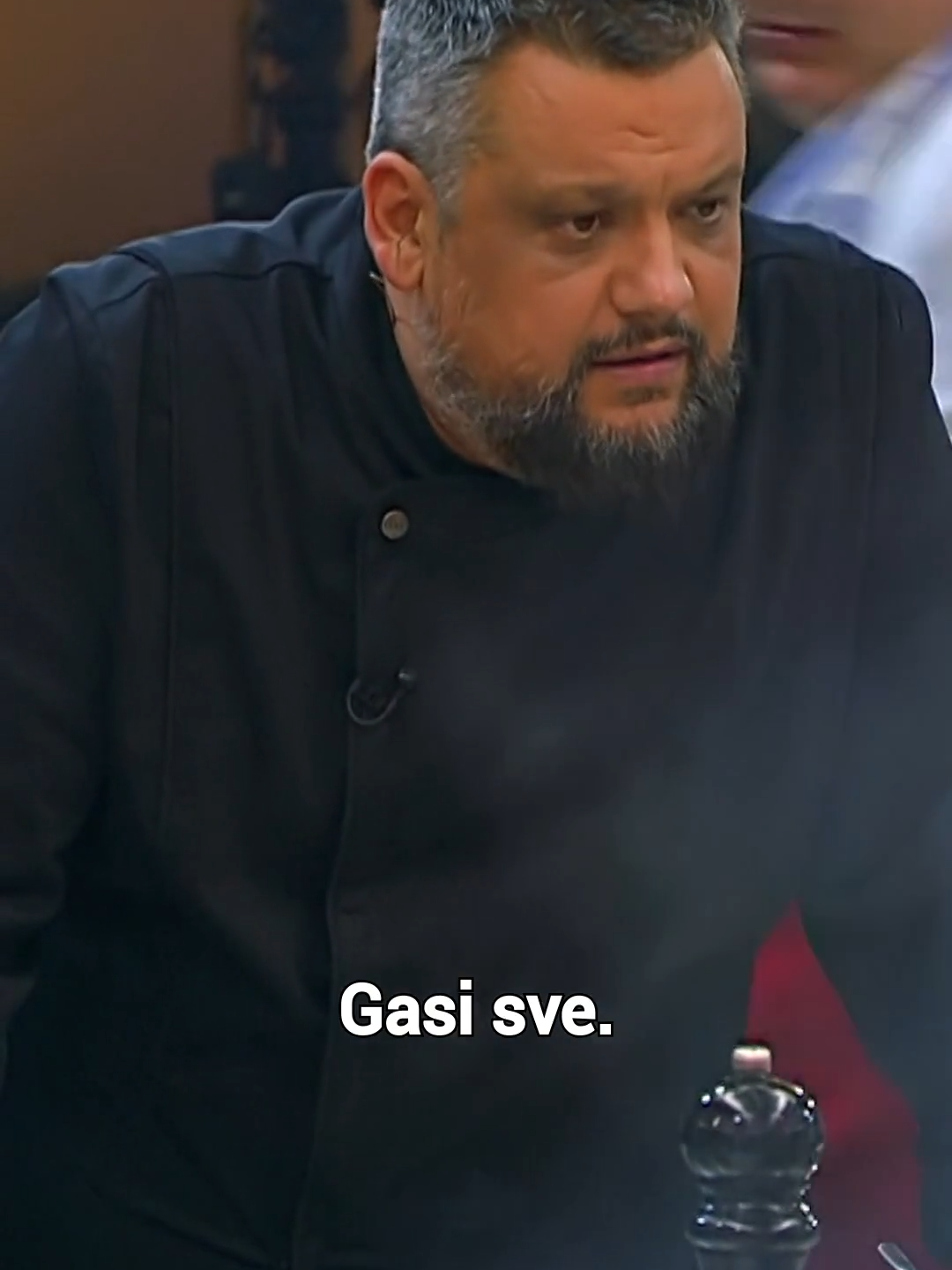 Motaj kablove 🤣 Gledaj novu epizodu 'Hell's Kitchena' već sad na platformi Voyo! #fyp #zatebe #voyohr #hellskitchen #hellskitchenhrvatska #rtlhrvatska #kuhanje #kuhinja #chef #restoran