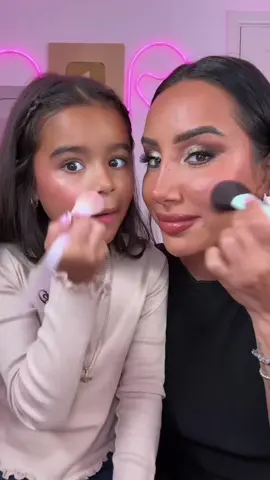 Kassie’s obsession with blusher continues, using @Maybelline NY Sunkisser Blush 💕 #makeup #mummyanddaughter 