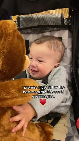My world 🌍 #fyp #baby #parents #foryou #momtiktok #youngmom #familygoals #fypシ゚viral 