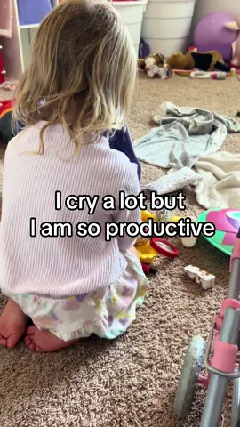 Loving this trend 🫣 #fyp #MomsofTikTok #toddlermom #toddlersoftiktok #icryalot #overstimulatedmom #girlmom #momtok #sahm #sahmsoftiktok 