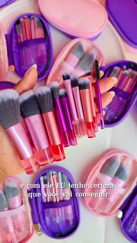 Kit de pinceis pocket lindão que recebemos aqui na loja e já está disponível em nossa loja e site ( link na bio) #kitdepinceis #pinceisshoppe #achadosshopee #kitdeviagem #pinceisdemaquiagem #minipinceis #pinceisrealtechniques #realtechniques #brushrealteqniques #pinceldeMaqu