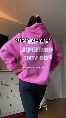 #stitch with @marianne the hoodie looks amazing on you🥺🥺💖💖💖 #hoodiecollection #pinteresthoodies #hoodiesthathoodie #comfyhoodies #tryon #funnyvideos 