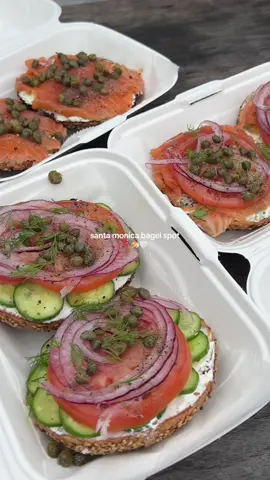 so fire !!! #bagels #santamonica #losangeles #bestbagels #foodrecommendation #Foodie 