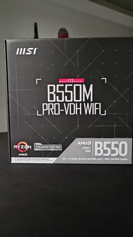 La mejor placa relación calidad precio en optix gaming. Con 4 módulos de ram en DRR4, PCIe 4.0 para las gráficas actuales y lista pata soportar la ultima serie de am4. Asies la serie 5000. #B550 #buildpc #techtok #ryzen #paratiiiiiiiiiiiiiiii #foryouu #parati #fyp #pcgaming #setup #pc 