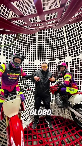 UNA EXPERIENCIA ÚNICA 😎🔥 Gracias a @Fernandez_globeriders⚡️por esta oportunidad, todos son unos Crack 😮‍💨🌐 Sígueme para más 👉🏻 @parceromn  . . . #newtiktok #viral #extremo #globodelamuerte #circo #parceromn #minnesota #mexico #latinos #retos #motos #latinosenusa #vivelavida #Love #sigueme #comenta #comparte #trending #explore #parati #followformore #foryoupage #circus 