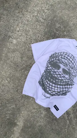 TLG WHITE SCRFF V2 Back on Stockkk!📦 #lstchldwrldwd #ARAB #outfit #outfitideas #lstchld #LOSTBOY #fyp #lstchld #wrldwd #LOSTCHILD #LostChild #TLGV2 #foryoupage #ninja 