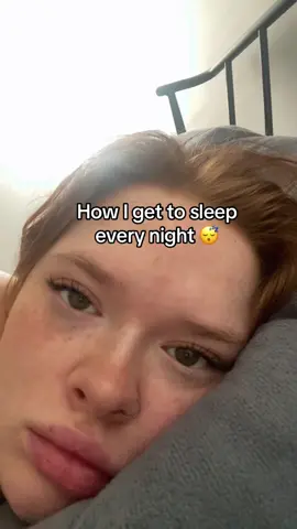My nightly routine…watch ASMR videos 💤😴💤 #foryoupage #annoyingpeople #fyp #asmrsleeprelax #asmrrelax #asmrsounds #ginger #roadto10k 