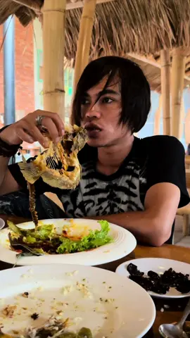 kecup sayang😊😂#sikomat #ngakakbrutal🤣🤣🤣🤣🤣 