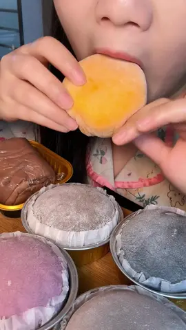 Bánh kem mochi #chinesefood                    #ancungtiktok😍 #mukbangeatingasmr     #foodchina #doyin #fypシ#xuhuong 