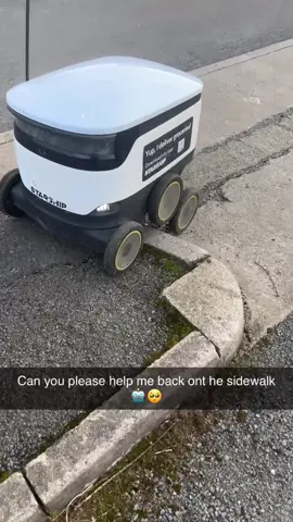 Robot needs help #robot #uk #needhelp #fyp