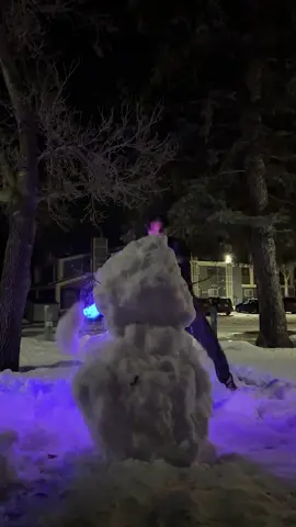 What did the snowman do to deserve this? 😢 🎥 @damiangrujic #snowman #starwars #ladbible #lightsabers #weird #cool #trending #fyp