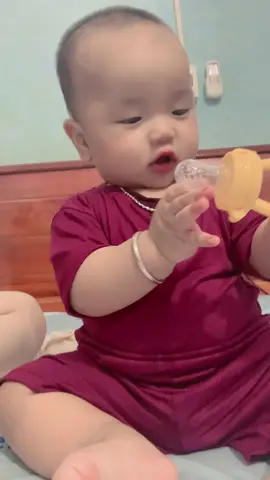 Tới công chuyện với bà già....😅