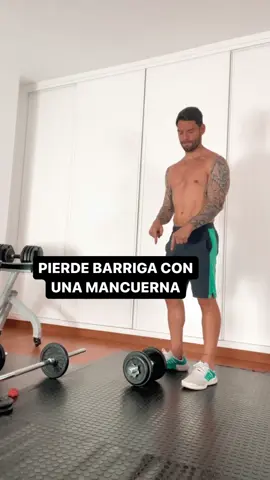 Muyyyyyyy buenas crackkkkkkkks!!  Entrenamiento de fuerza con una mancuerna para poneros en forma.  Es fundamental crear un déficit calórico para perder grasa y para ello hay que controlar la alimentación. A darle caña!!! 🚨En mi perfil tenéis el link para empezar el Plan 12Fit. 12 semanas de entrenamiento y nutrición a través de mi App por sólo 39,90€. 🚨También tenéis el link de @myproteines en mi perfil y con mi código SANXEZMP os hacen el máximo descuento  #entrenamientosefuerza #workout #abdomen #fatloss #workoutroutine #quemagrasa