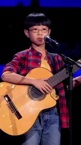 Dive into the vibrant world of #Disney’s #Coco as young talent Yike takes #TheVoice stage by storm with his rendition of ‘Un Poco Loco’! 🎶🌟  Watch as all four coaches turn their chairs in excitement, eager to witness the magic of this rising star.  #Yike #TheVoice #unpocoloco