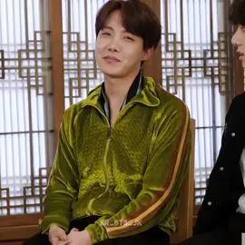 J-hope version 💜 #bts_official_bighit #hoseok #jhope #funnyvideo #fyp #hobi #btsarmy #hobibts #parati #foryou 