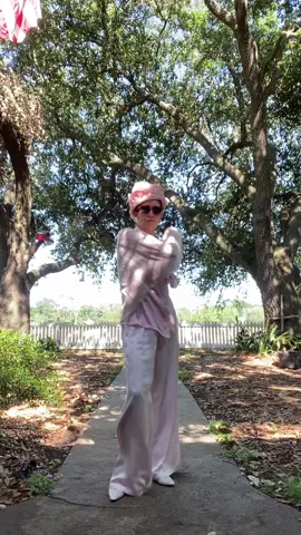 More pink satins.  #LuziannaStyle #LuziannaGirl #BeMeNow #pastpresentfutureenergy 