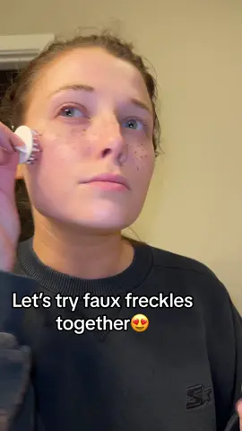 Faux freckles are so cute!! #makeup #freckles 