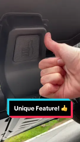 The Hummer’s EV SUV has the coolest feature ever!! 😅 #hummer #cooltech #cars 
