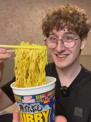 Only Eating Food From a Japanese Convenience Store! #japan #conveniencestore #japaneseconveniencestore #asmr #mukbang #ramen 