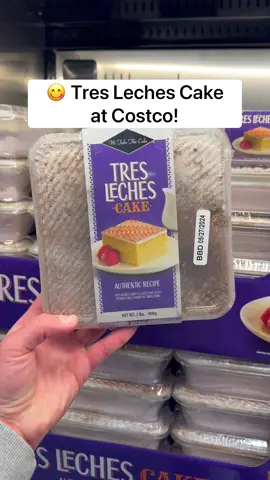 😋 Tres Leches Cake at Costco! This features a rich & soupy sponge cake soaked in three milks…it’s SO good! Get 32oz. for just $8.99! #costco #tresleches #dessertlovers 