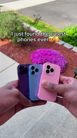 Going to get one for my bf🥰 #iphone #fyp #miniphone #smartphone 