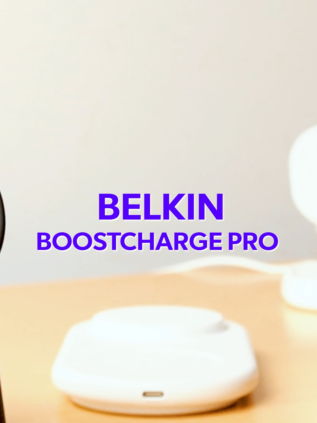 #FirstToUnbox Belkin แท่นชาร์จไร้สาย Belkin BoostCharge Pro 2-in-1 อุปกรณ์สามารถจ่ายไฟได้สูงสุด 15W และใช้งานได้พร้อมกัน ถึง 2 Devices  สาวก Apple ต้องห้ามพลาด ————————— ช้อปได้ที่ FIRSTER by King Power ทั้งสองสาขา 📷 สาขา คิง เพาเวอร์ มหานคร 📷สาขา สยามสแควร์ ซอย 7 📷 เปิดให้บริการทุกวัน 📷 เวลา 10.00 น. - 21.00 น. ————————— สมัครสมาชิก Firster รับสิทธิพิเศษมากกว่าใคร : https://bit.ly/3SRXH3P ————————— 📷 หรือทักแชท เพื่อช้อปได้ทันที แค่คลิก 📷 https://www.m.me/firsterofficial #FIRSTERbyKingPower #ShopNewPossibilities #ช้อปทุกวันเป็นไปได้อีกเยอะ #FirsterSummerVibes #ดีลร้อนท้าเอเนอร์จี้ช้อปBelkin 9-16