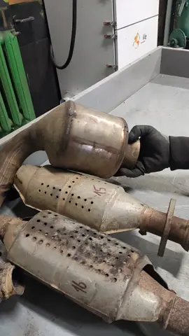#ExhaustSystem #MufflerUpgrade #PerformanceExhaust #CustomExhaust #ExhaustModifications #CatalyticConverter #MufflerReplacement #ExhaustPipes #TurboBackExhaust #CatBackExhaust #HeaderSystem #HighFlowCatalyst #ExhaustSound #ExhaustTips #ExhaustMaintenance #ExhaustResonator #ExhaustManifold #TailpipeUpgrades #PerformanceMufflers #ExhaustTuning #ExhaustFabrication #ExhaustCustomization #ExhaustImprovements #ExhaustParts #SportExhaust #RacingExhaust #ExhaustDesign #AftermarketExhaust #ExhaustEnhancements #FreeFlowExhaust  #SistemDeEchappement #SunetDeEchappement #TuningEchappement #DifuzorEchappement #SistemDeEvacuare #CatalizatorAuto #EchappementSport #ModificariEchappement #SistemeDeEchappement #EchappementPersonalizat #SunetEchappement #OptimizareEchappement #EchappementDeInaltaPerformanta #TuningSunetEchappement #EchappementCuDublaIesire #EchappementDeCalitate #EchappementCuValve #EchappementInox #SunetDeMotor #EchappementSilentios #EchappementPerformance #EchappementRacing #SistemeDeEvacuareAuto #TuningSistemDeEchappement #EchappementDeLuxe #SunetSportivEchappement #EchappementDinTitan #EchappementDeCuratare #SistemeEchappementPersonalizate #SistemDeEchappementCuGarantie #EchappementProfesional 