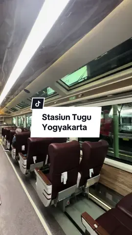 Selamat Datang di Yogyakarta - Sugeng Rawuh ing Yogyakarta. disambut dengan lagu kedatangan instrumental keroncong 