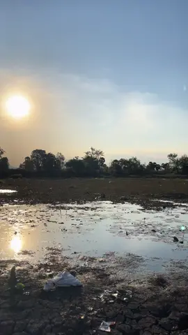 #កូនអ្នកស្រែ🌾🍀 #ពេញលេងហើយធីមយើង #😂😂😂 #funny #viral #foryou #fyp 