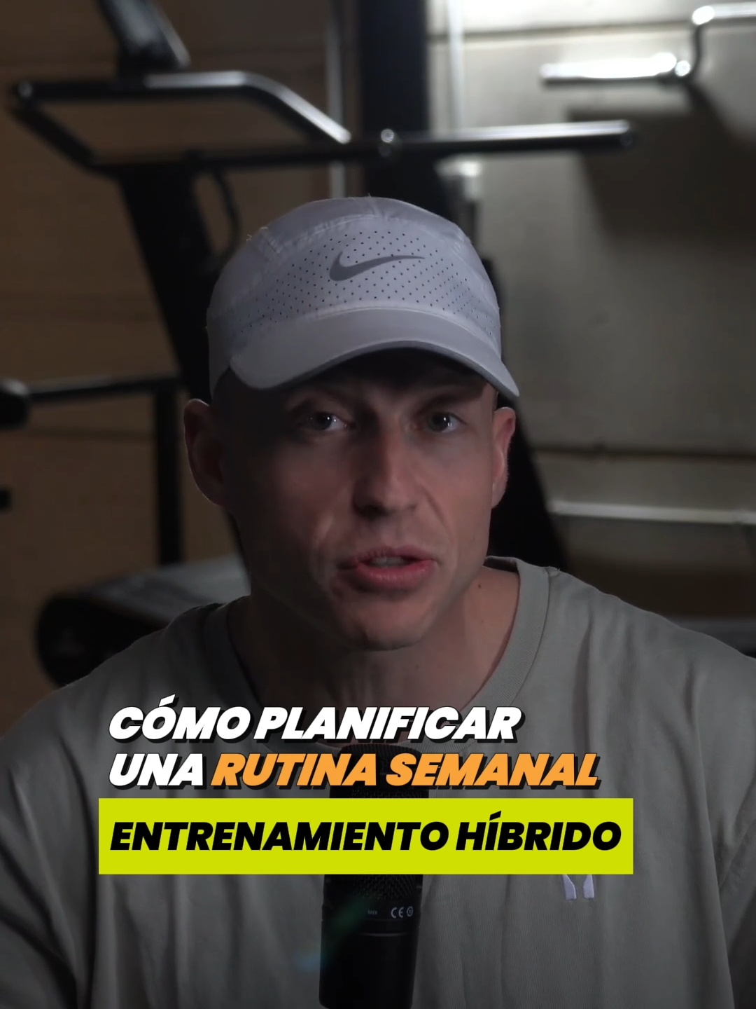 PLANIFICA así tu RUTINA HÍBRIDA de entrenamiento (LEE) 👇🏼 Si eres una de esas personas que quiere ganar masa muscular o perder grasa metiendo cardio en el proceso, te recomiendo esta Rutina Híbrida: Rutina Híbrida:  • 4 entrenamientos de fuerza    - Tren superior x2    - Tren inferior x2  • 2 entrenamientos de resistencia    - Hiit    - Extensivos 30 min  Estos entrenamientos de resistencia deberían tener: • Fuerza máxima • Pliométricos  • Hipertrofia  📲 A partir de mañana viernes tendrás con el acceso a Rutinas Hub dos Rutinas Híbridas una de torso y otra de piernas 🎁  Pero no te olvides que este fin de semana será tu última oportunidad de hacerte con la Biblia de los Ejercicios con rutinas hub   #fitnesshibrido #resistencia #reels #instagram #híbrido #fitness #entrenadorpersonal #gym #fyp #foryoupage